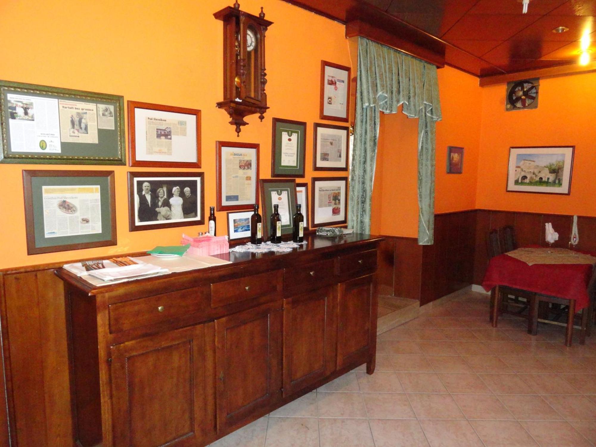 Guest House Pod Slavnikom Podgorje  Luaran gambar