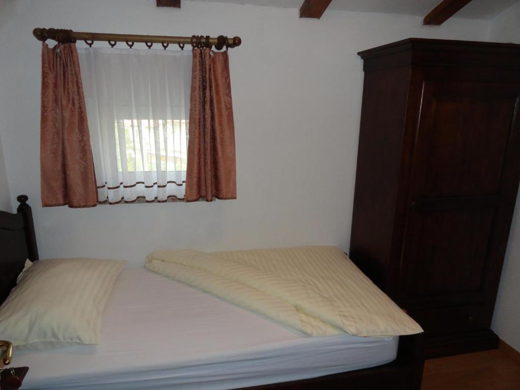 Guest House Pod Slavnikom Podgorje  Bilik gambar